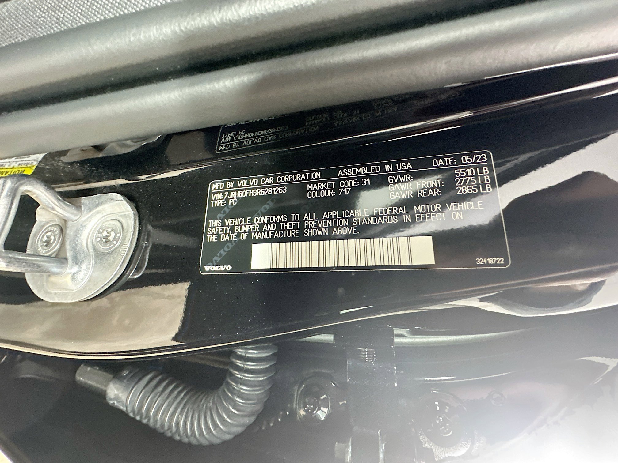 Used 2024 Volvo S60 T8 Plus w/ Climate Package image 35