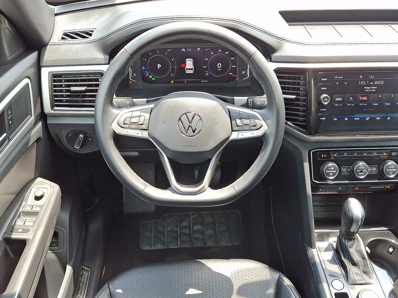 Used 2023 Volkswagen Atlas Cross Sport SE w/ Panoramic Sunroof Package AWD/4WD image 11
