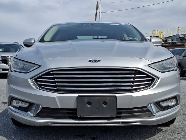 Used 2017 Ford Fusion Titanium image 2