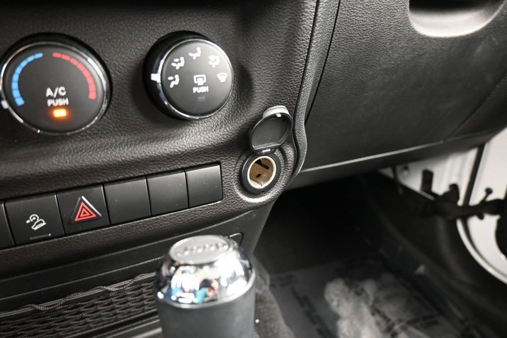Used 2018 Jeep Wrangler Unlimited Sport S AWD/4WD image 20