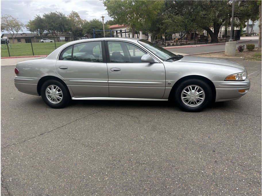 Used 2005 Buick Le Sabre Custom w/ Leather and Comfort Group FWD image 5
