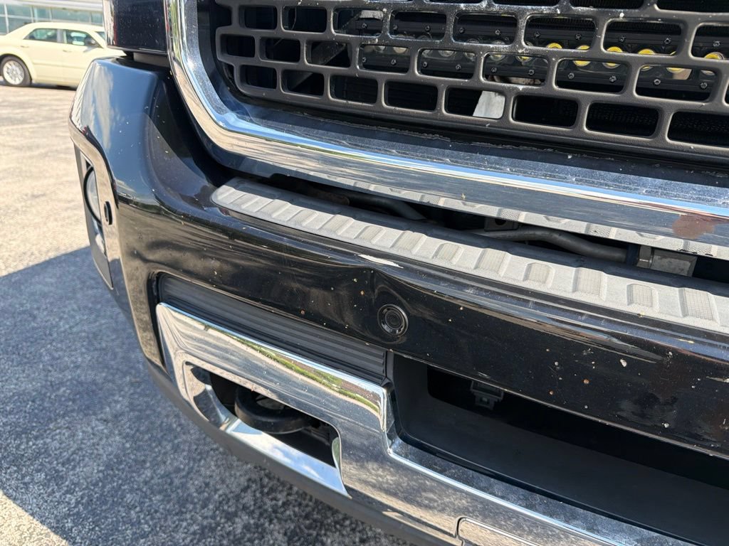 Used 2015 GMC Sierra 3500 Denali w/ Duramax Plus Package AWD/4WD image 18