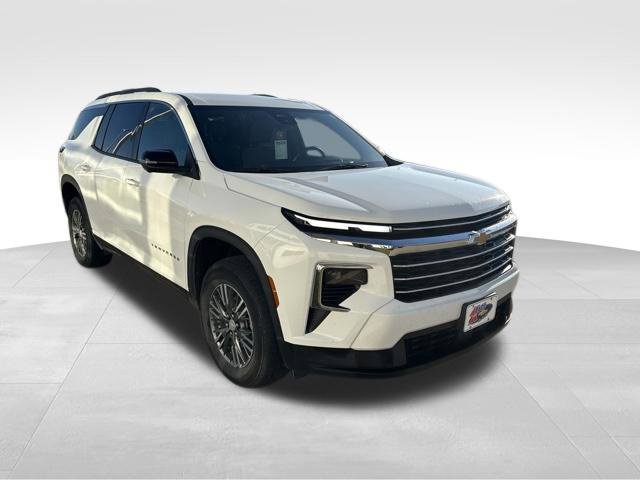Used 2024 Chevrolet Traverse LT AWD/4WD image 3