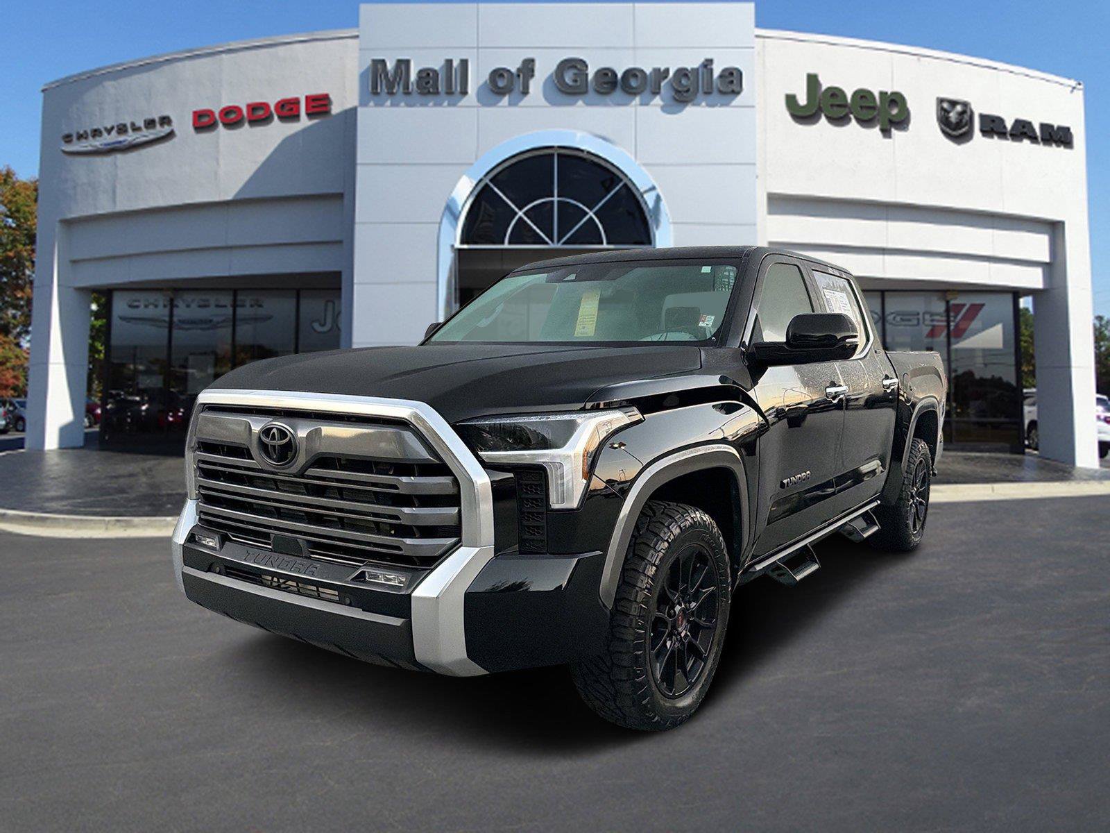 Used 2025 Toyota Tundra Limited AWD/4WD image 1