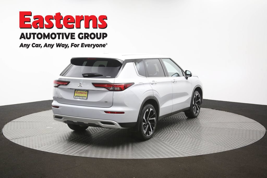 Used 2024 Mitsubishi Outlander SE AWD/4WD image 39