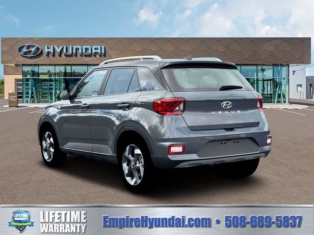New 2026 Hyundai Venue SEL FWD image 5