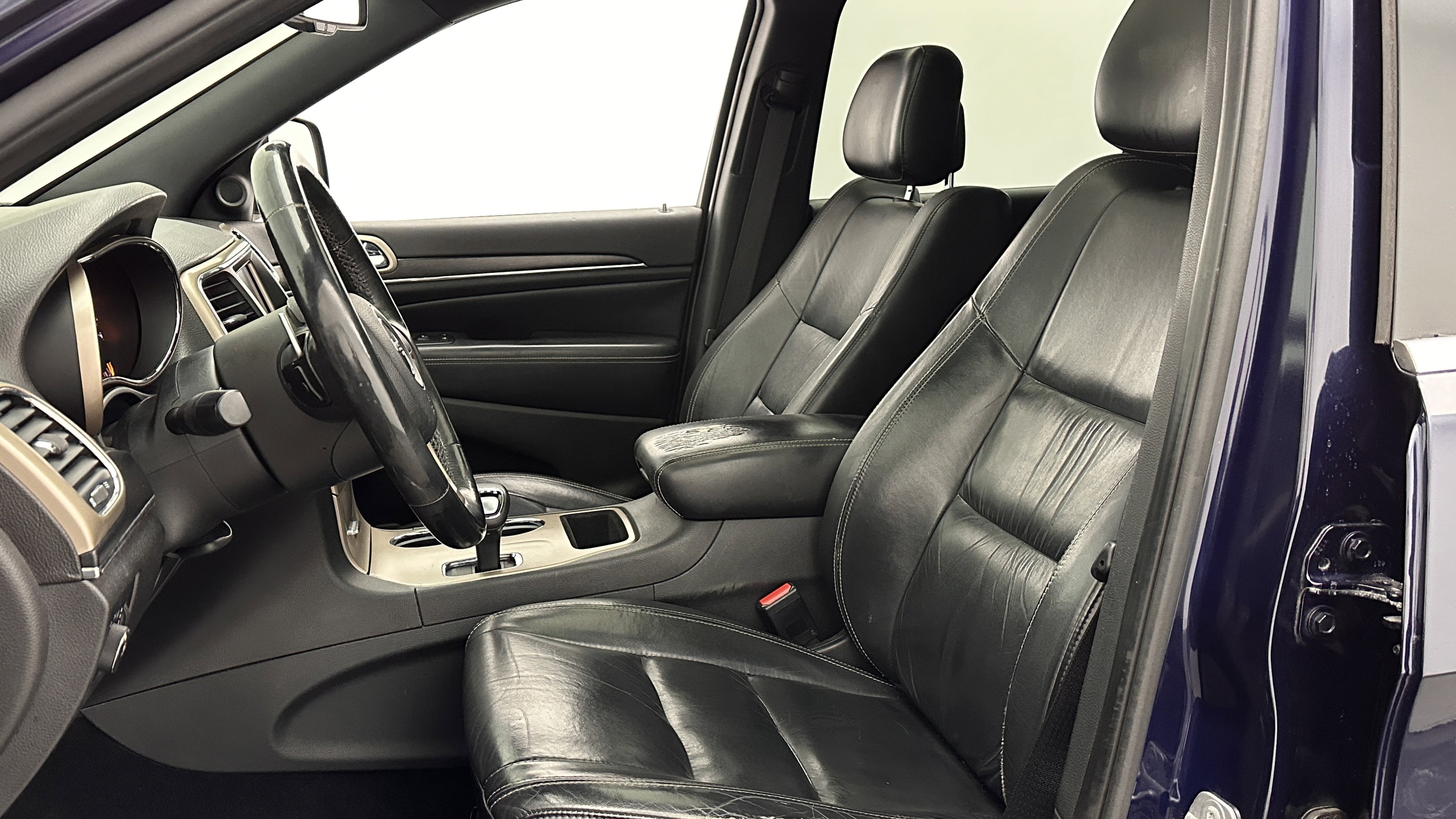 Used 2014 Jeep Grand Cherokee Limited RWD image 12