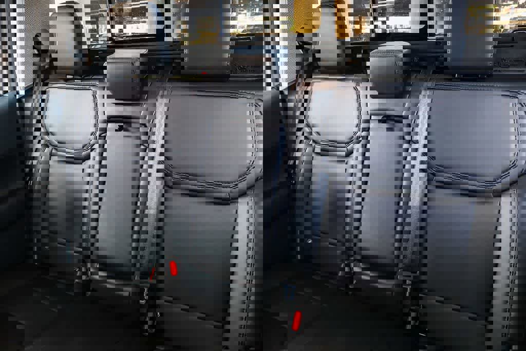 New 2026 Ford Maverick Lariat w/ Black Appearance Package image 19