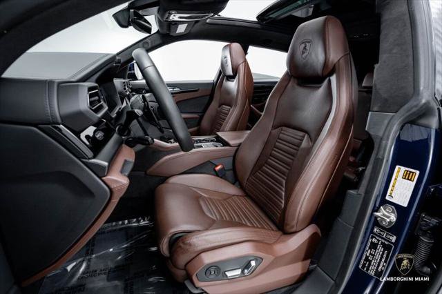 Used 2025 Lamborghini Urus SE image 30