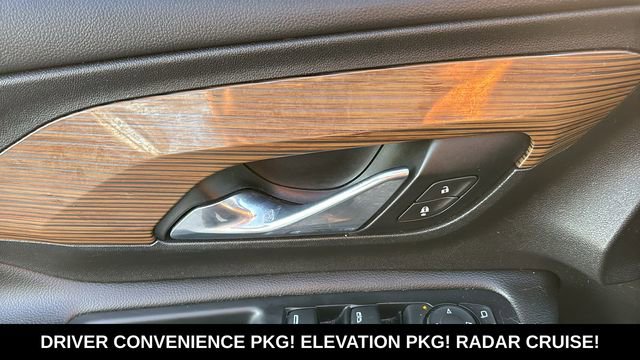 Used 2021 GMC Terrain SLE w/ Driver Convenience Package image 9