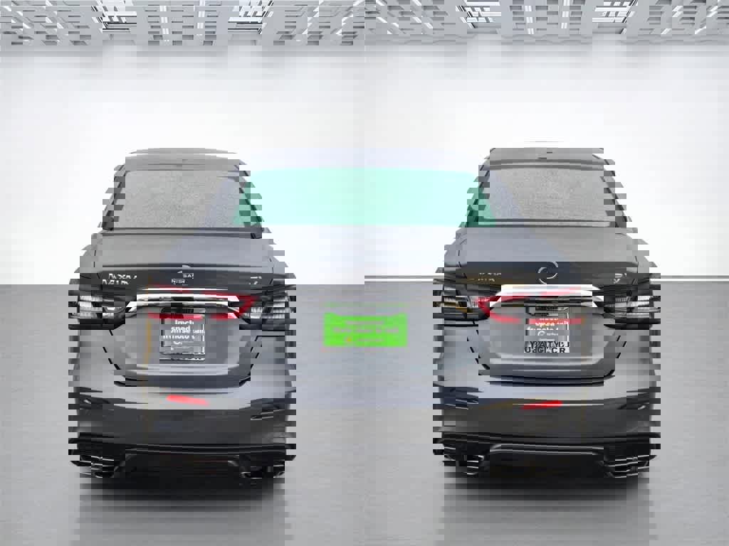 Used 2023 Nissan Maxima SV w/ Floor Mat Group image 5