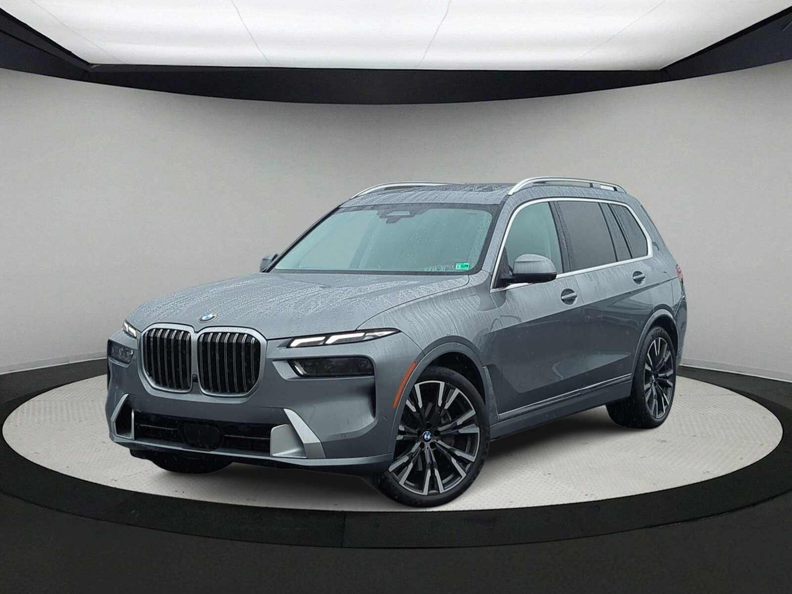 Certified 2023 BMW X7 xDrive40i w/ Premium Package AWD/4WD video 1