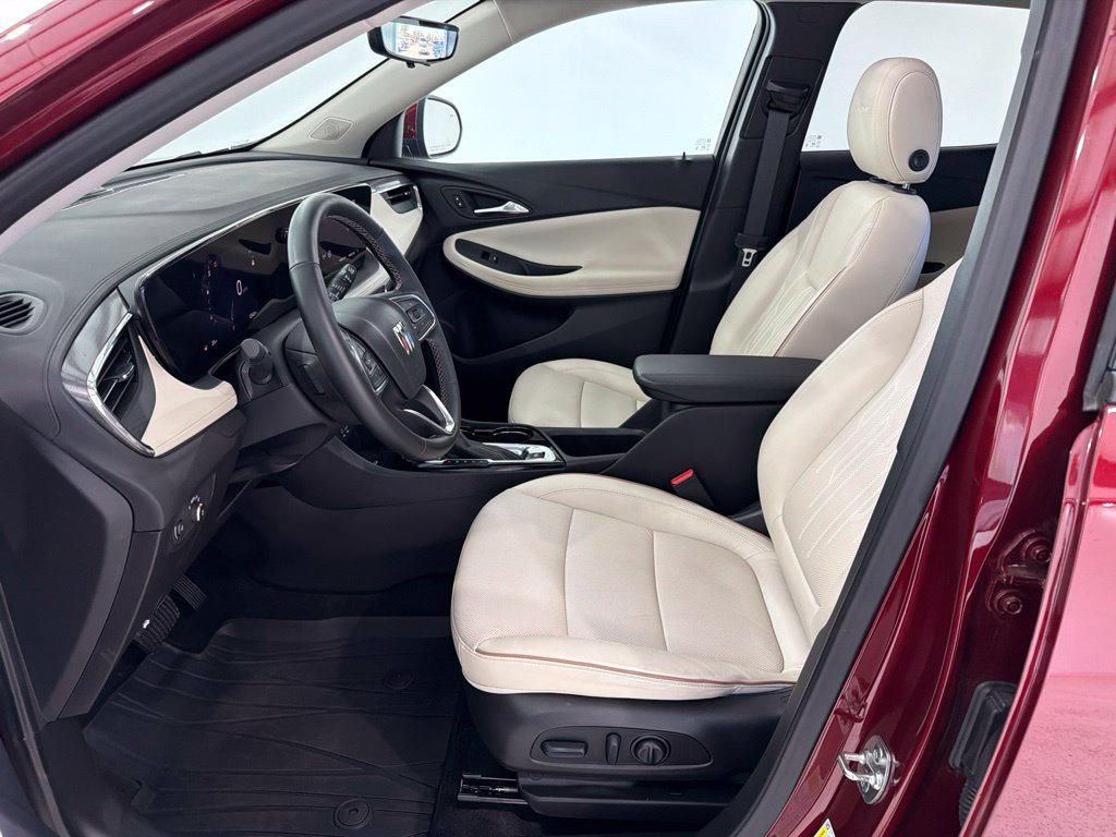 Used 2025 Buick Encore GX Avenir w/ Avenir Technology Package AWD/4WD image 19
