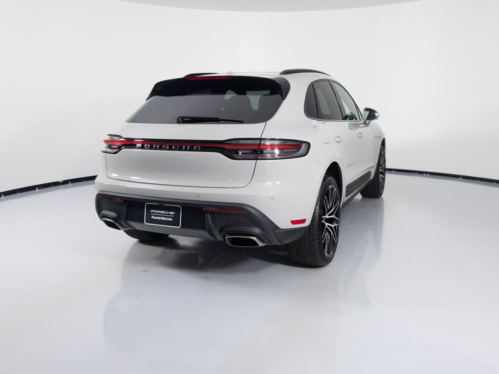 New 2026 Porsche Macan AWD/4WD image 10