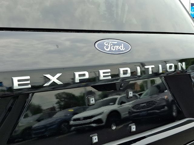 Certified 2025 Ford Expedition Active AWD/4WD image 31