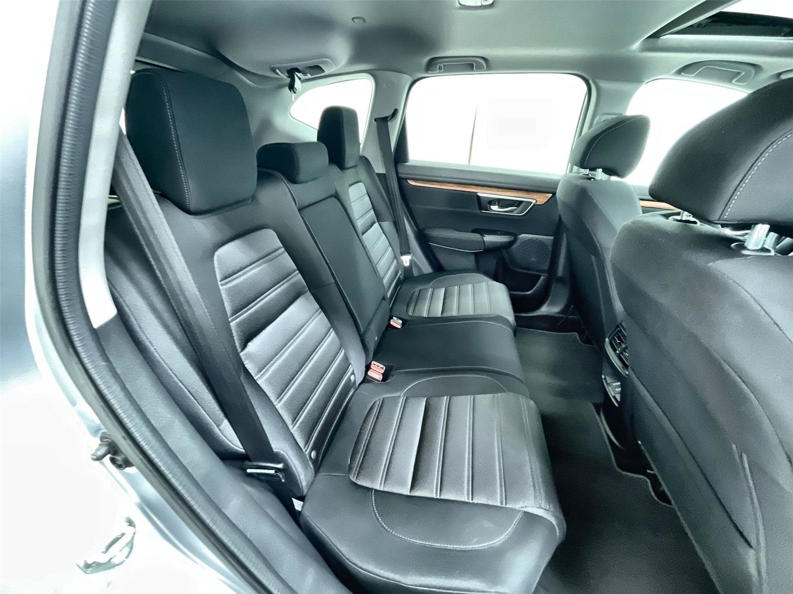 Used 2019 Honda CR-V EX image 32