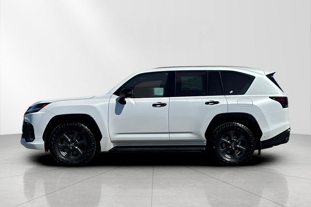 New 2026 Lexus LX 700h Overtrail image 3