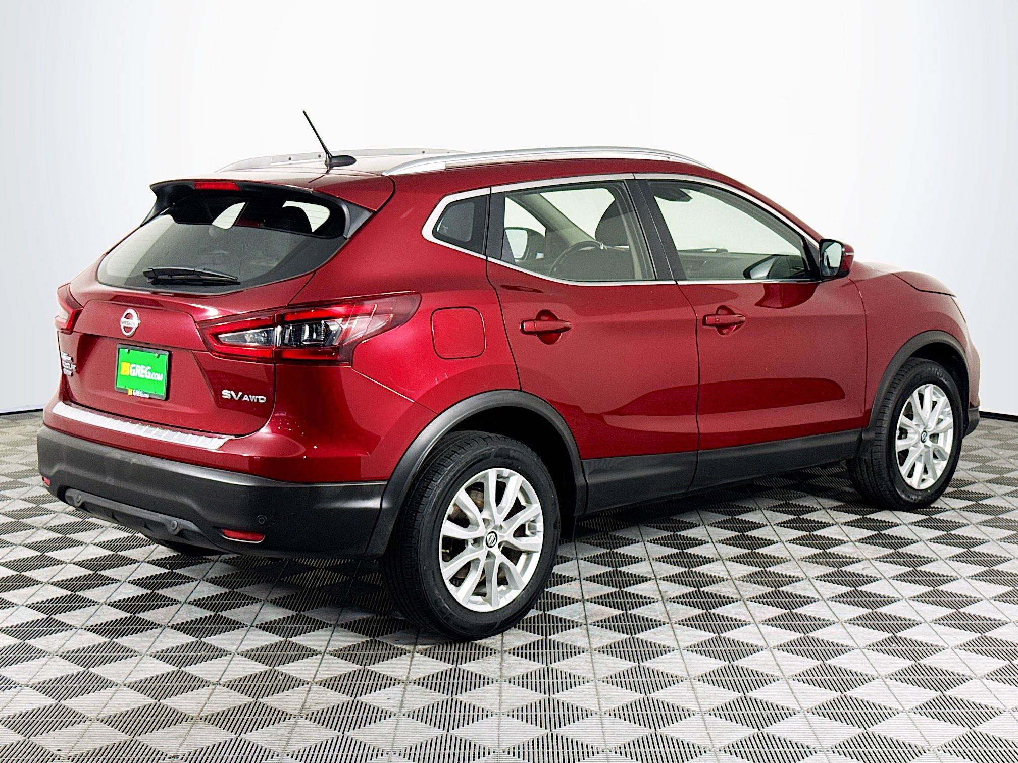 Used 2020 Nissan Rogue Sport SV w/ All-Weather Package AWD/4WD image 8