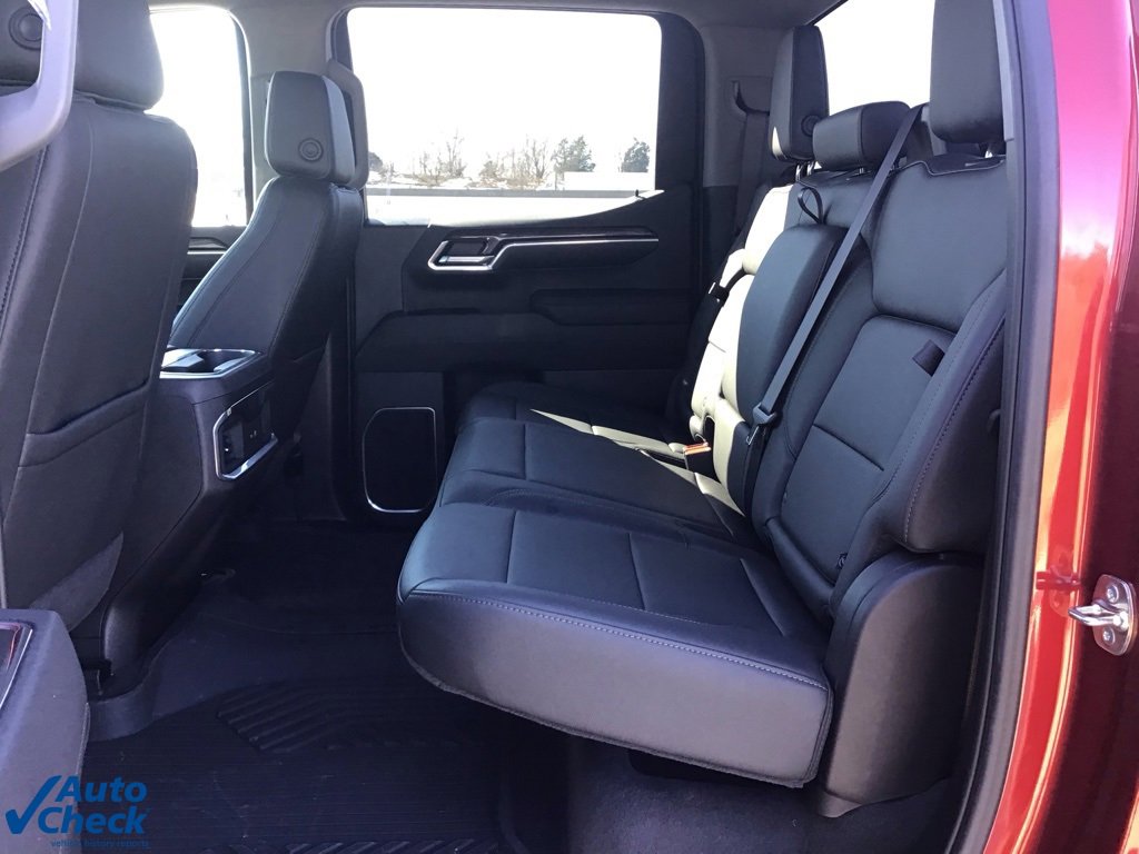 Used 2025 Chevrolet Silverado 1500 LTZ image 13