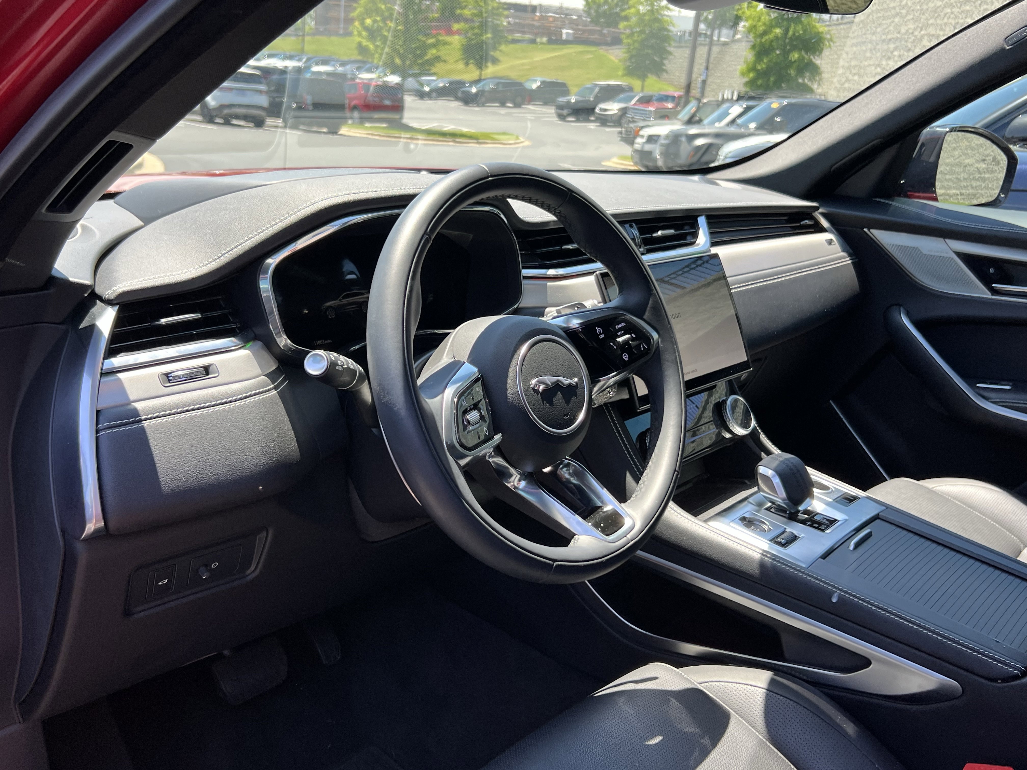 Used 2026 Jaguar F-PACE R-Dynamic S AWD/4WD image 19