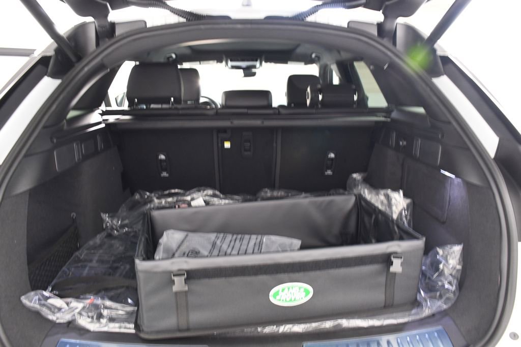 New 2026 Land Rover Range Rover Velar S AWD/4WD image 24