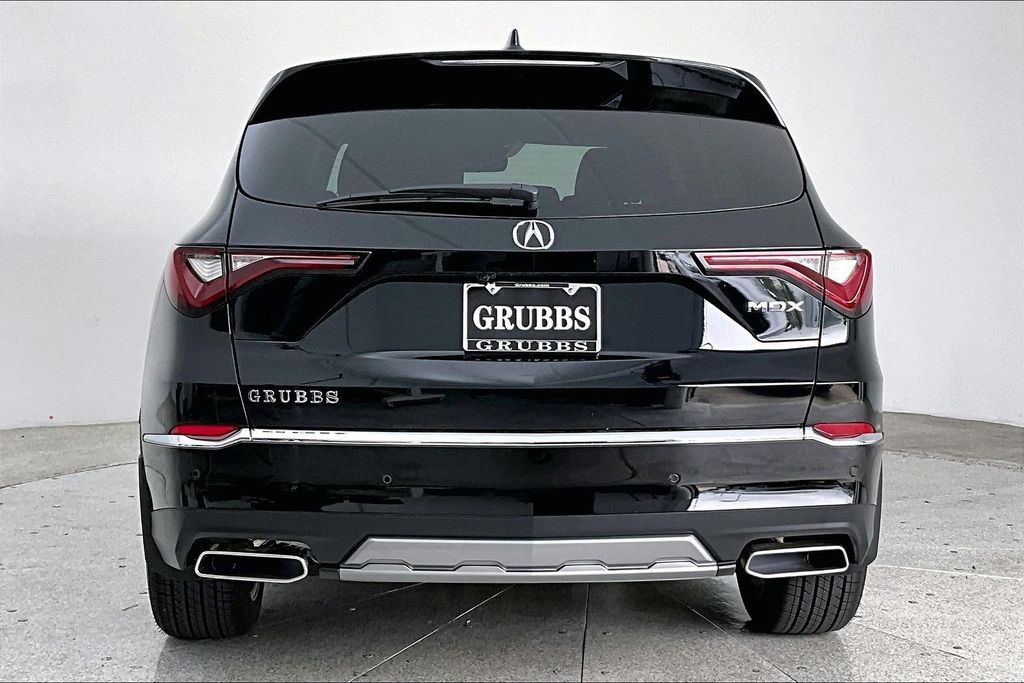 Certified 2026 Acura MDX w/ Technology Package FWD image 4