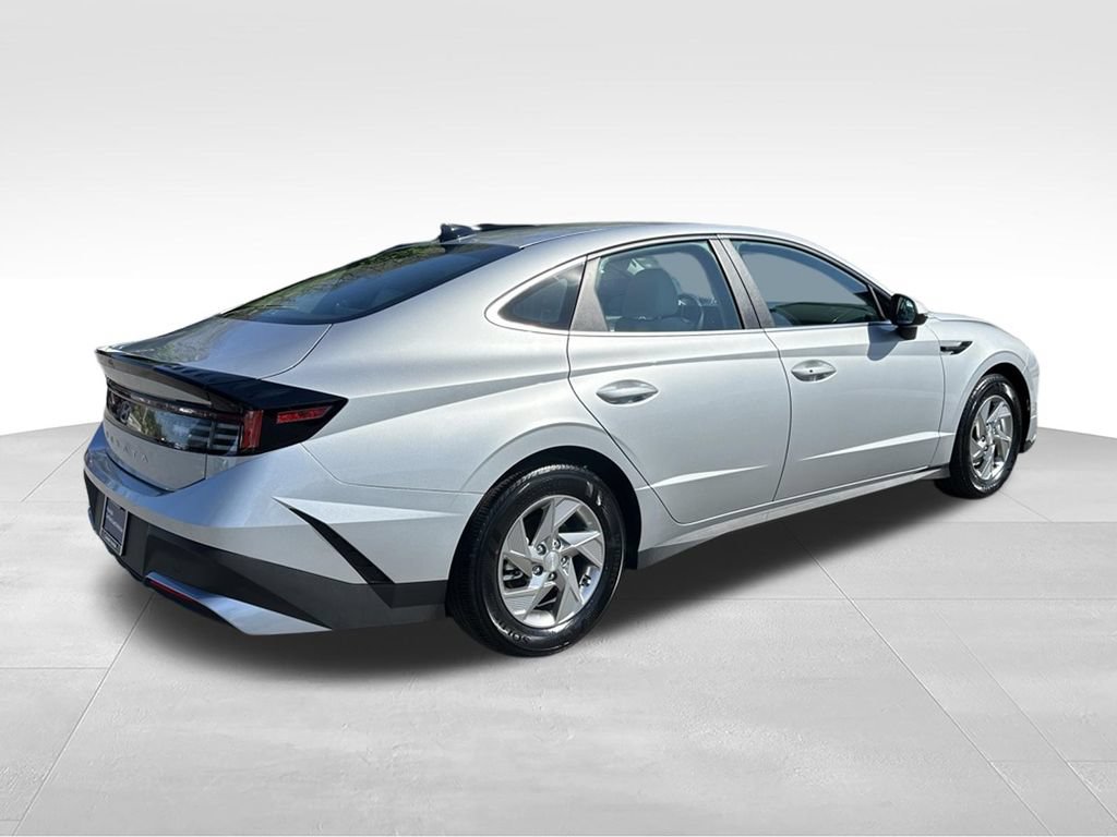 Certified 2025 Hyundai Sonata SE FWD image 7