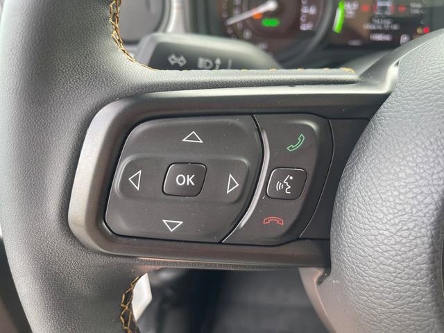 Used 2024 Jeep Wrangler Unlimited AWD/4WD image 8