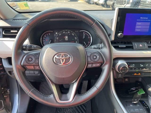 Used 2023 Toyota RAV4 XLE Premium image 20