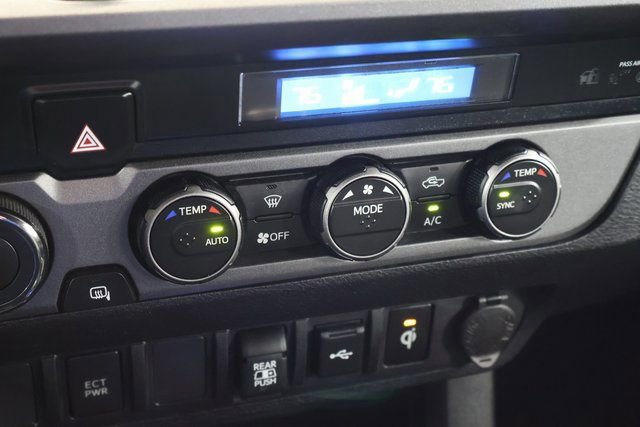 Used 2023 Toyota Tacoma TRD Sport w/ Black Out Package (TMS) image 17