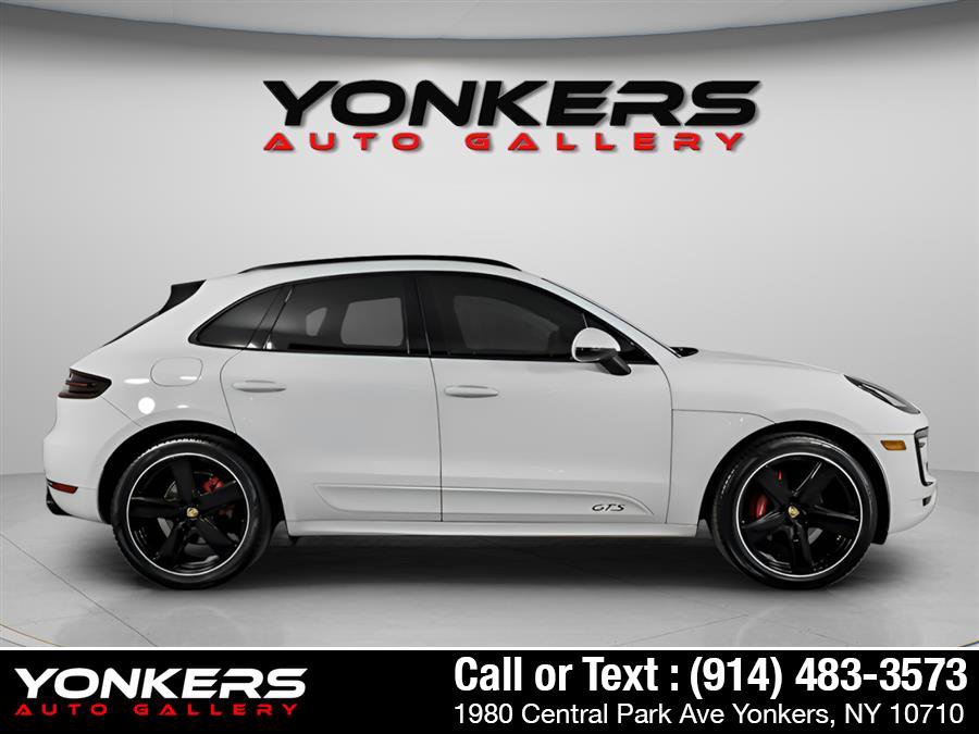 Used 2018 Porsche Macan GTS AWD/4WD image 10