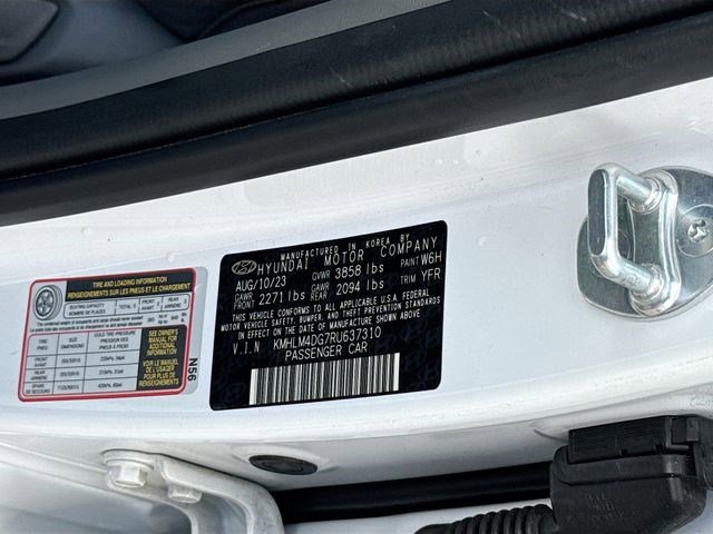Used 2024 Hyundai Elantra SEL FWD image 34