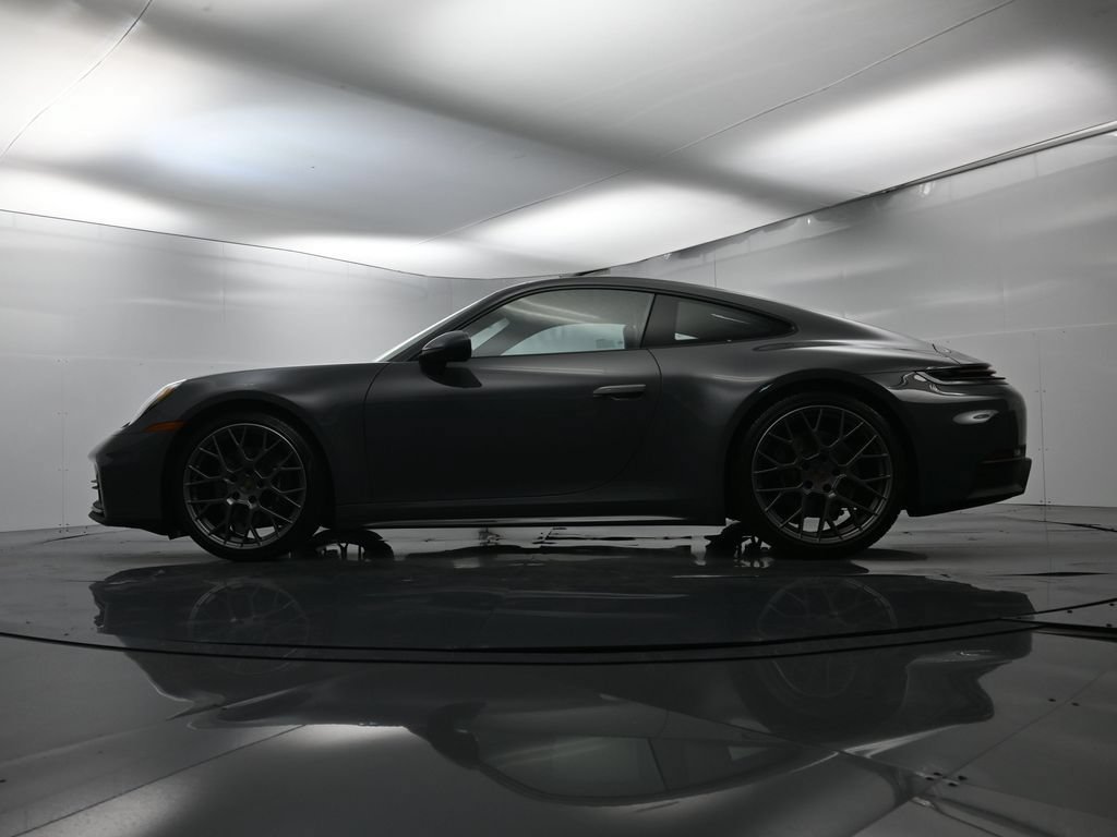 Certified 2025 Porsche 911 Carrera RWD image 40