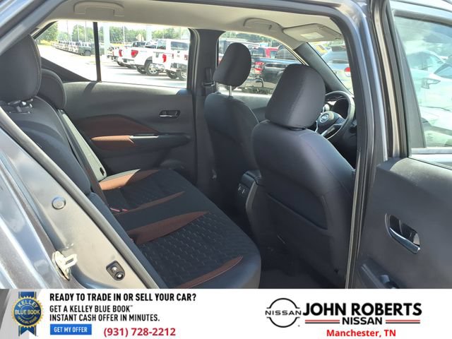 Used 2021 Nissan Kicks SR FWD image 17