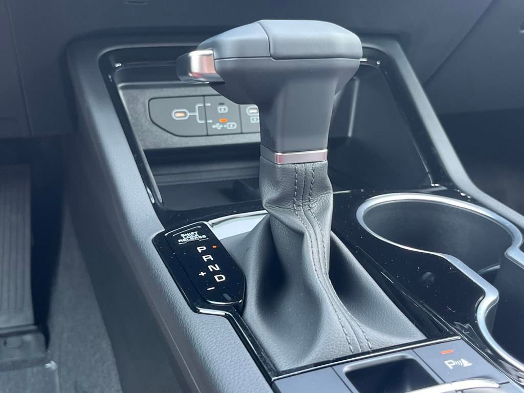 New 2026 Kia K5 GT-Line w/ GT-Line Red Interior Package image 28