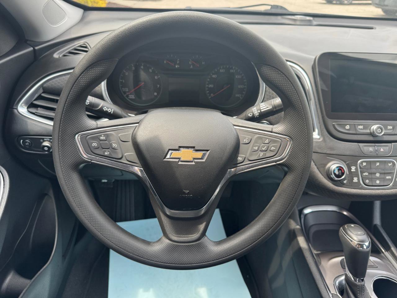 Used 2020 Chevrolet Malibu LT FWD image 11