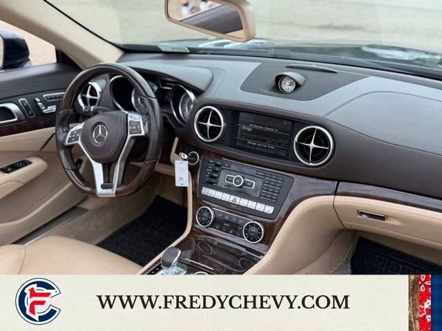 Used 2013 Mercedes-Benz SL 550 image 17