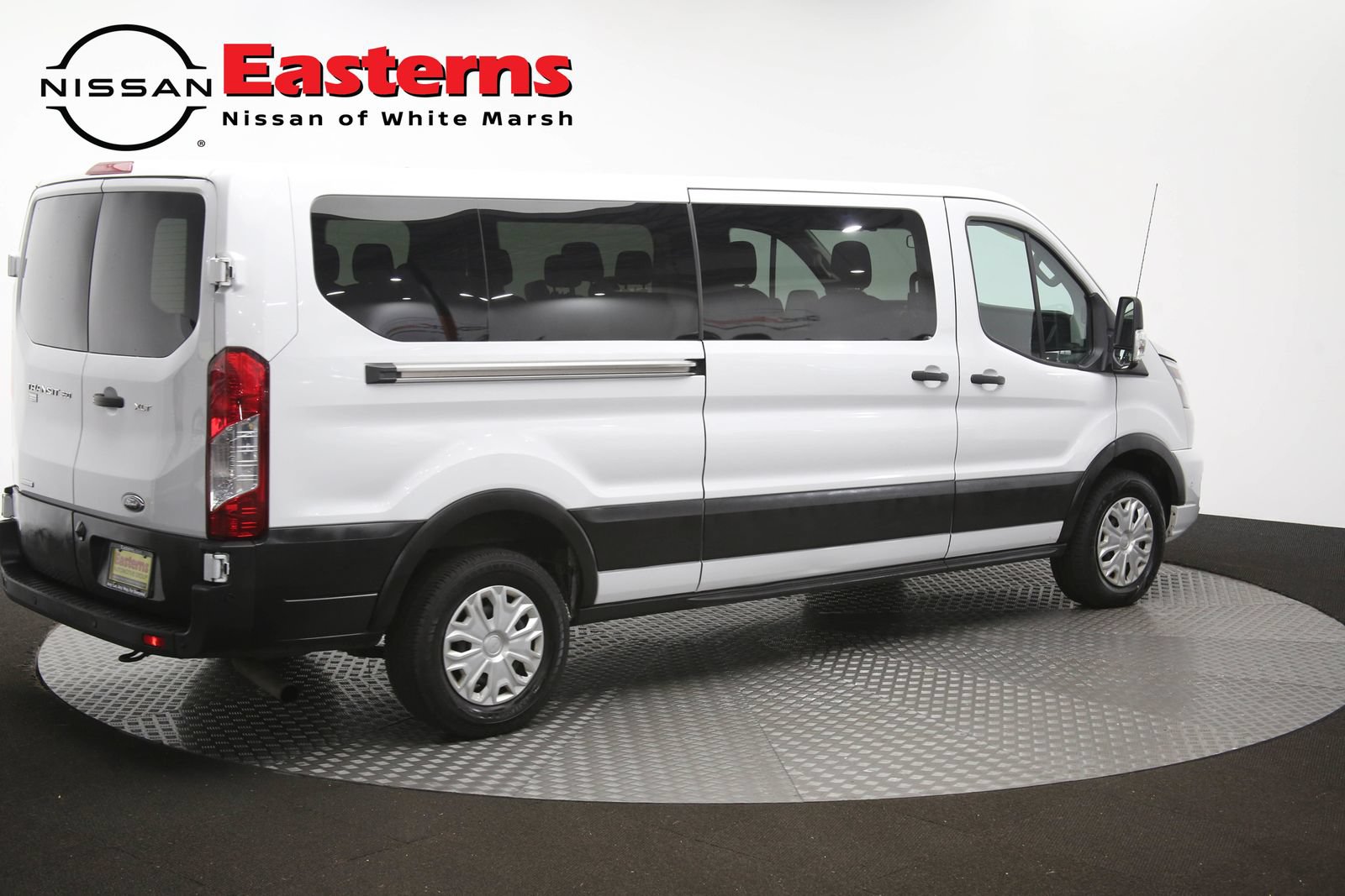 Used 2023 Ford Transit 350 XLT RWD image 40