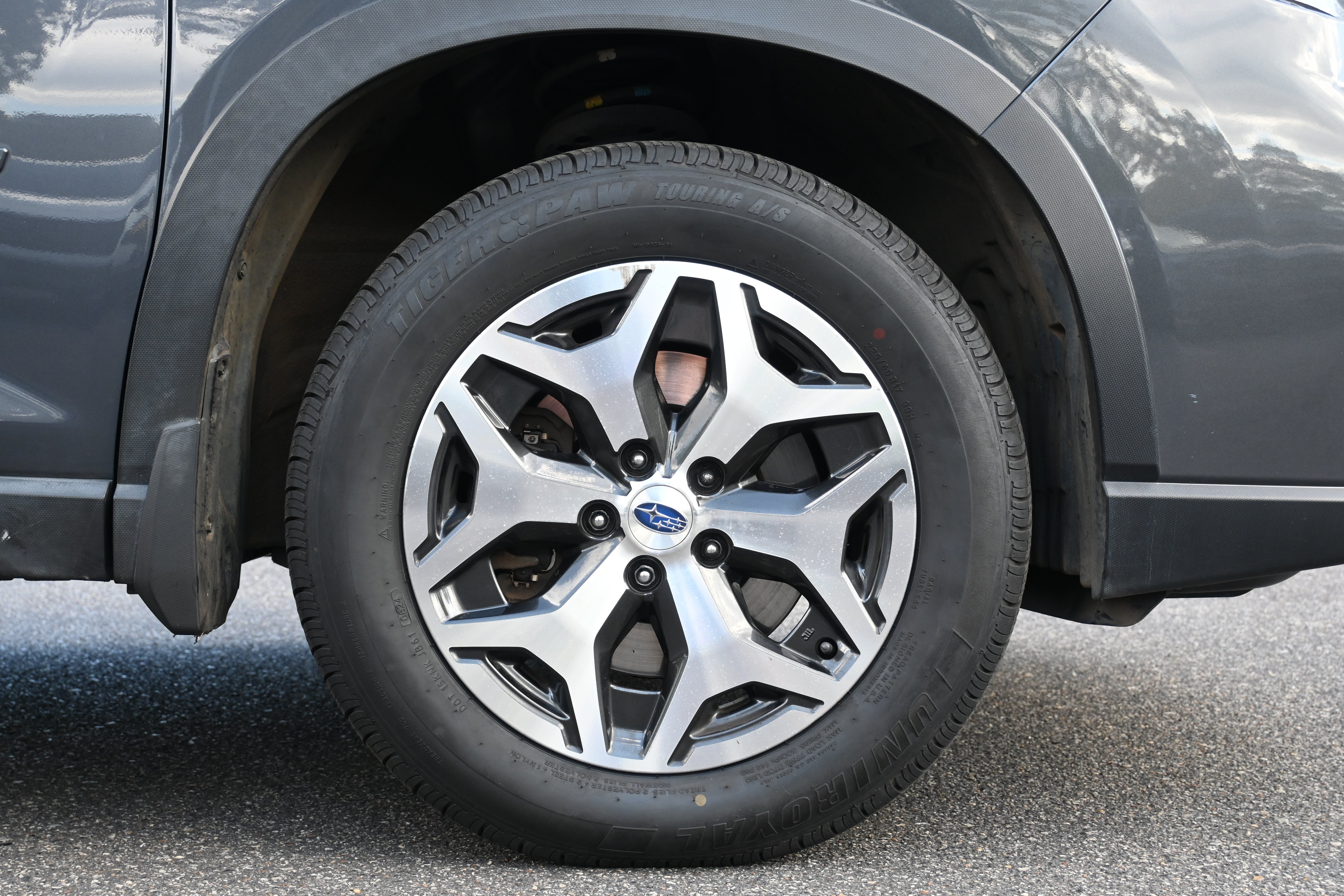 Certified 2021 Subaru Forester Premium AWD/4WD image 13