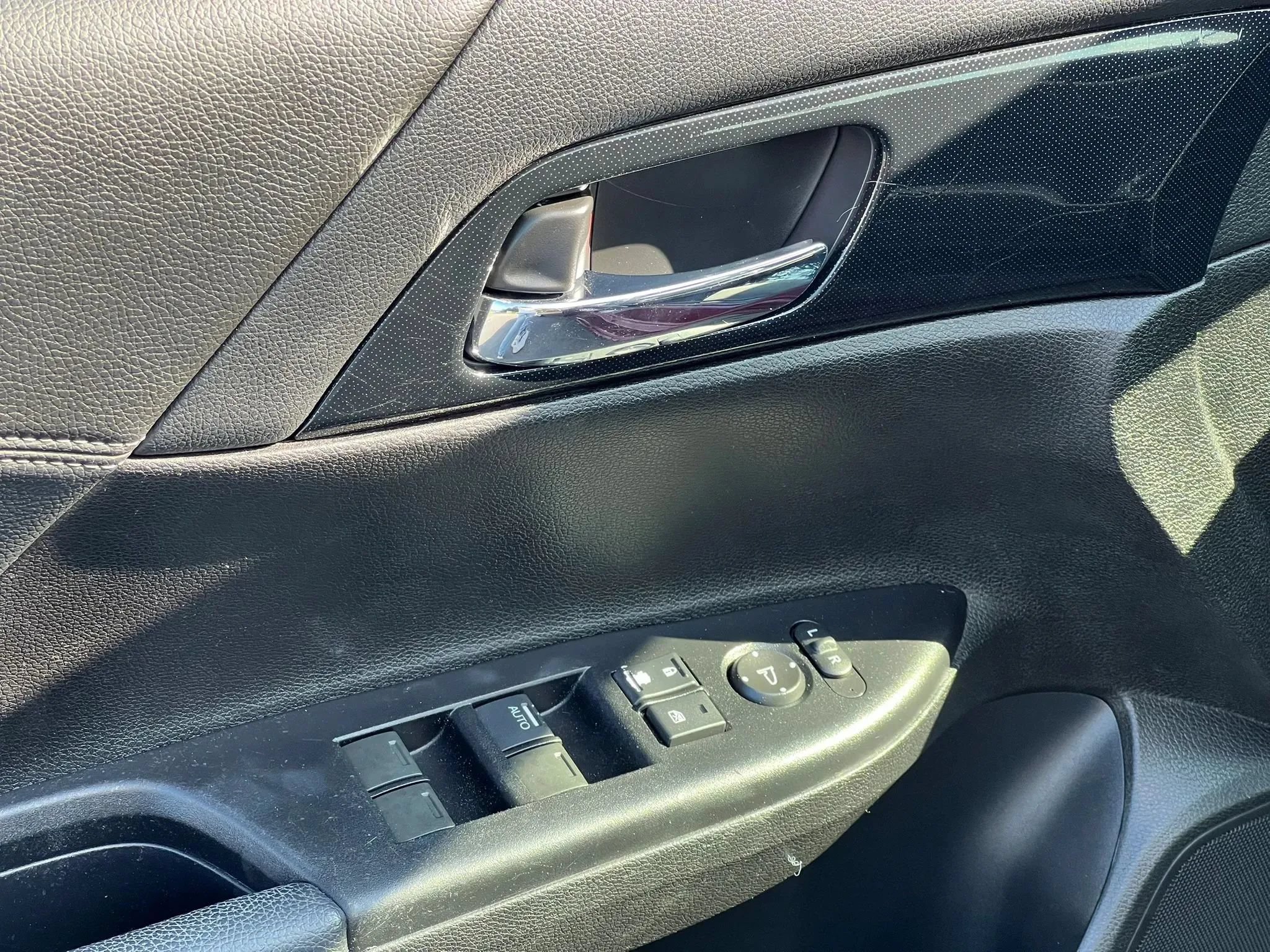 Used 2013 Honda Accord Sport image 32