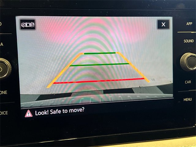 New 2026 Volkswagen Taos SE image 17