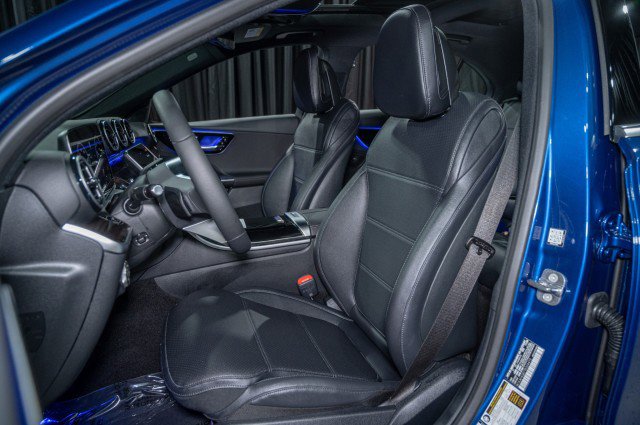 New 2026 Mercedes-Benz C 300 Sedan image 11