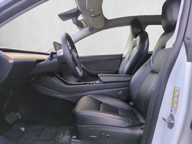 Used 2021 Tesla Model Y Long Range image 17
