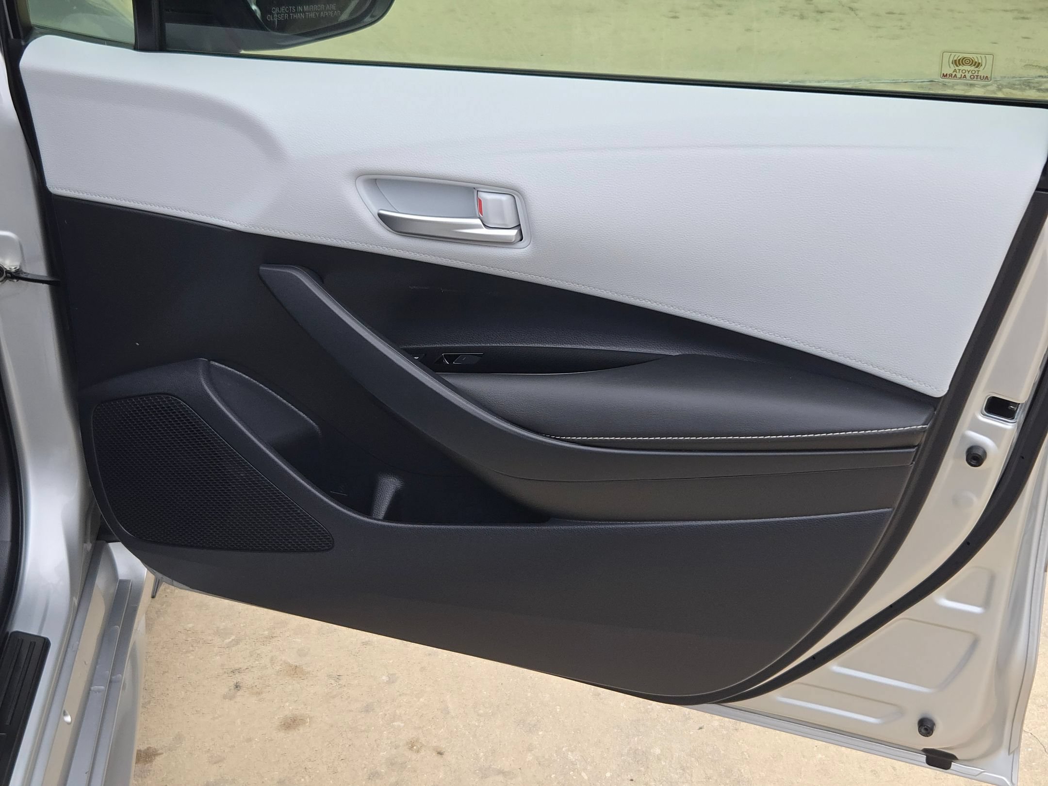 Used 2019 Toyota Corolla SE FWD image 28