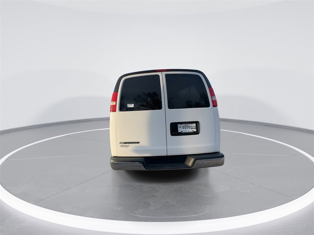 Used 2018 Chevrolet Express 3500 LT w/ LT Preferred Equipment Group image 7