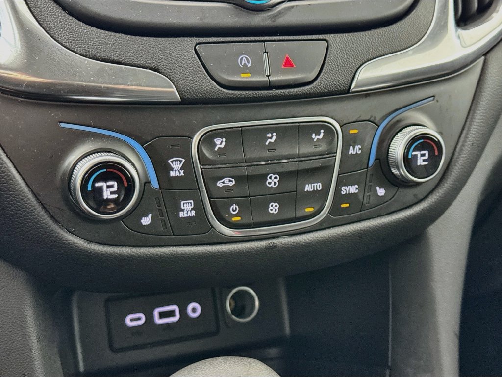 Used 2024 Chevrolet Equinox LT FWD image 16
