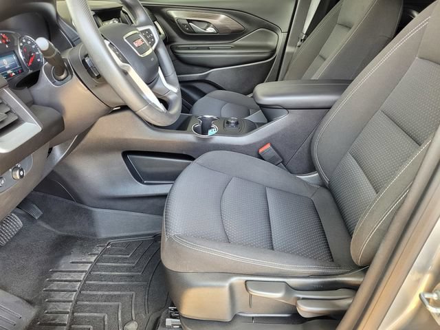 Used 2024 GMC Terrain SLE FWD image 17
