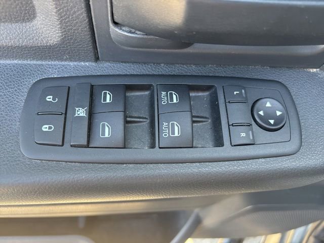 Used 2012 RAM 3500 ST w/ Chrome Appearance Group image 21