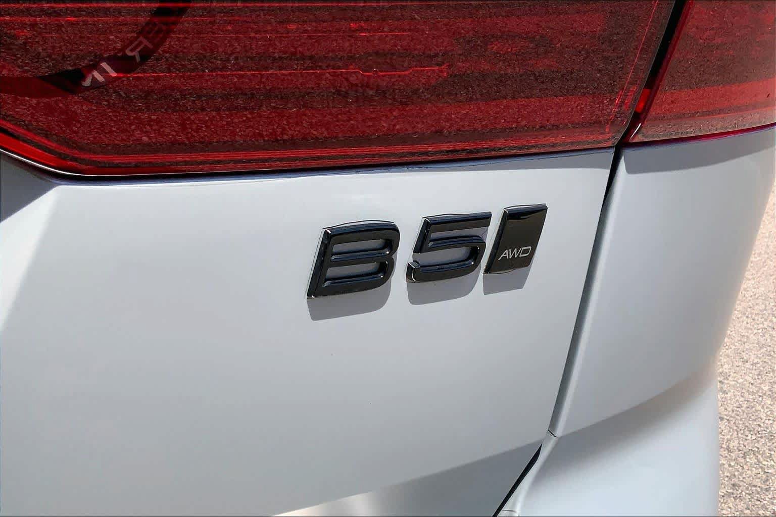 Used 2026 Volvo XC60 B5 Ultra w/ Protection Package Premier AWD/4WD image 10