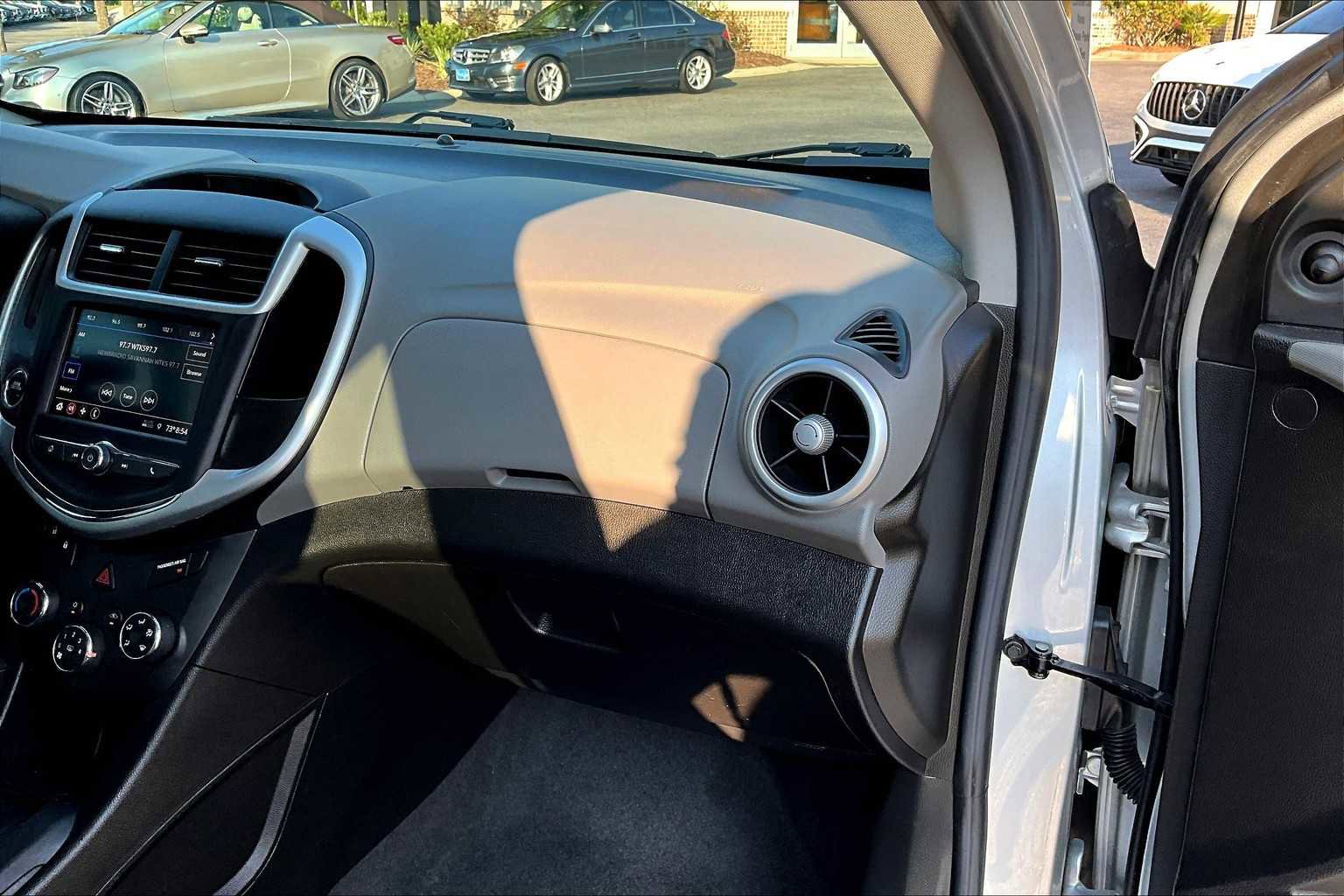 Used 2020 Chevrolet Sonic LT image 17